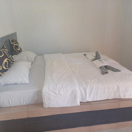 Black Sweet Homestay Dua Gili Air Eksteriør billede