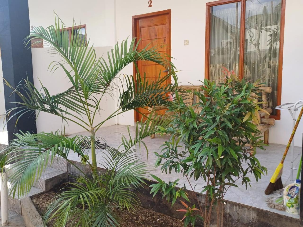Black Sweet Homestay Dua Gili Air Eksteriør billede